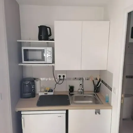Meublee Avec Sanitaires Douche Kitchenette Appartement Angers